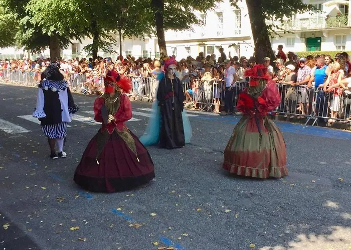 Venasque Vue شقة Saint-Mamet